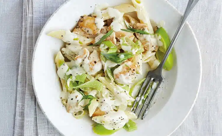 Pâtes au poulet et poireaux