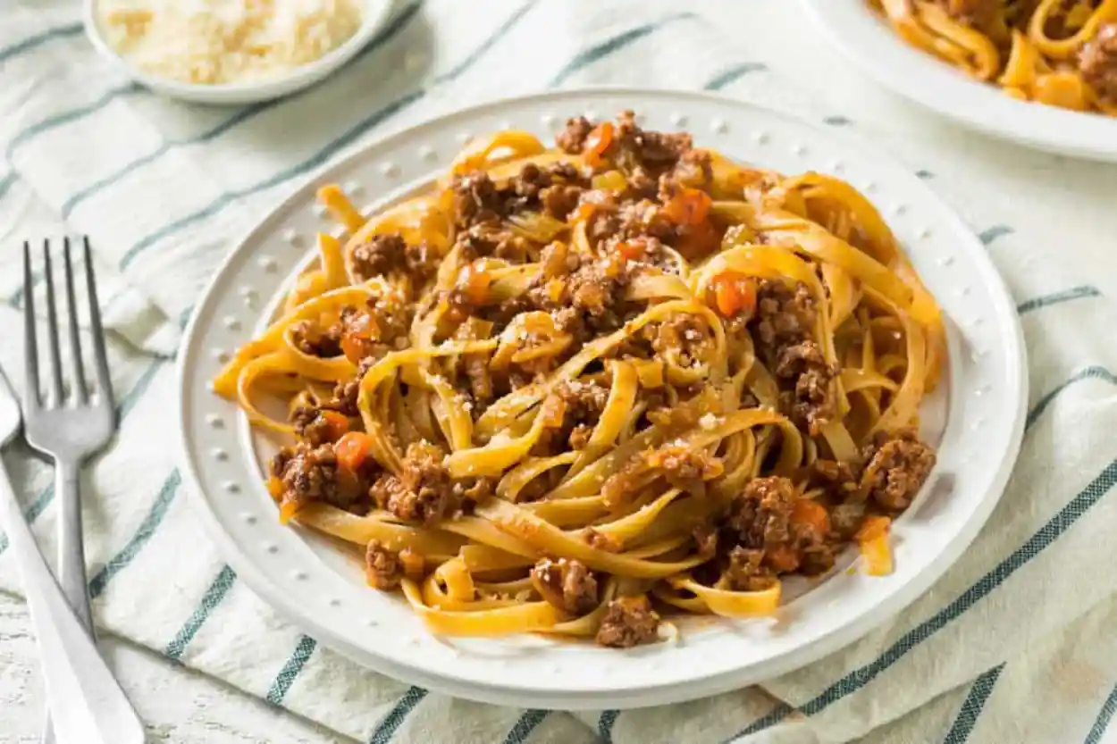 Comment faire un plat à la bolognaise au cookeo en 10 minutes.