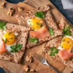 Galettes de Sarrasin aux Œufs et Saumon Fumé